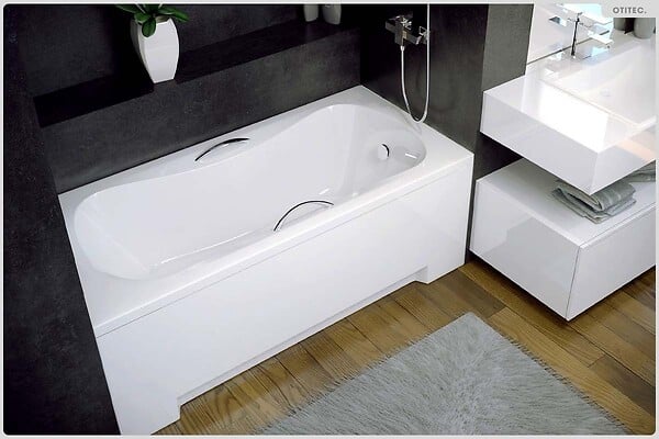 BESCO - Baignoire rectangulaire - 130 x 70 cm - avec Habillage - Pieds - Poignées - Vidage Chrome - ARIA PLUS - large