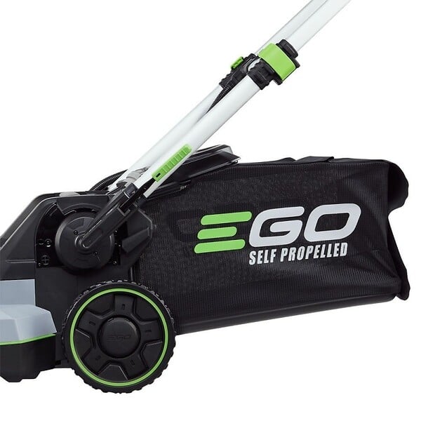 EGO POWER+ - Tondeuse à gazon tractée Ego Power double lame 52 cm batterie 7,5Ah chargeur rapide inclus LM2135E-SP - large