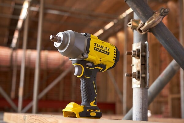 STANLEY Fatmax - Boulonneuse à chocs BRUSHLESS 950 Nm - Lithium 18V - Sans batterie - large