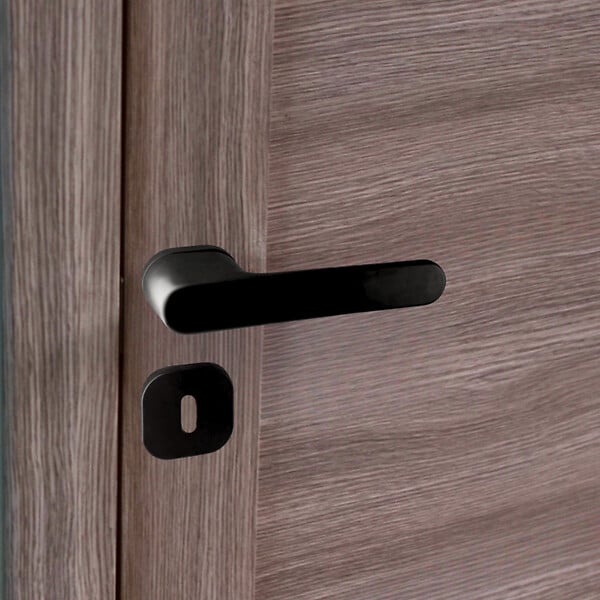 SECURY-T - Poignées de porte sur rosace oblongue noir mat - Modèle Marina Trou de clé L - large