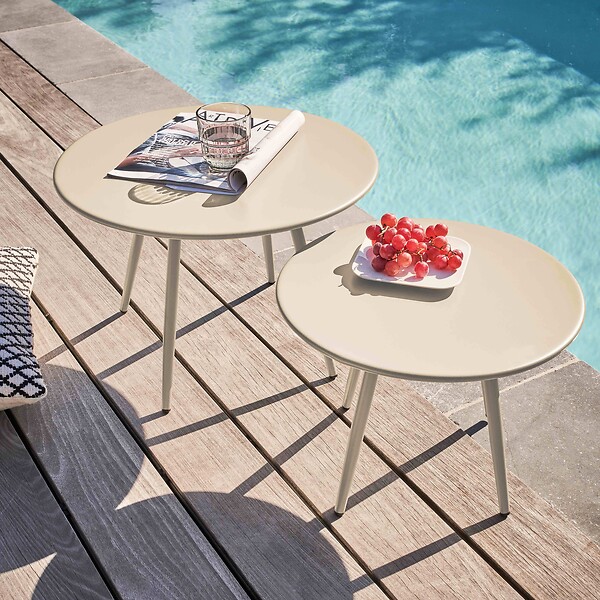 OVIALA - Lot de 2 tables basses de jardin en acier ivoire 50 cm - Palavas - large