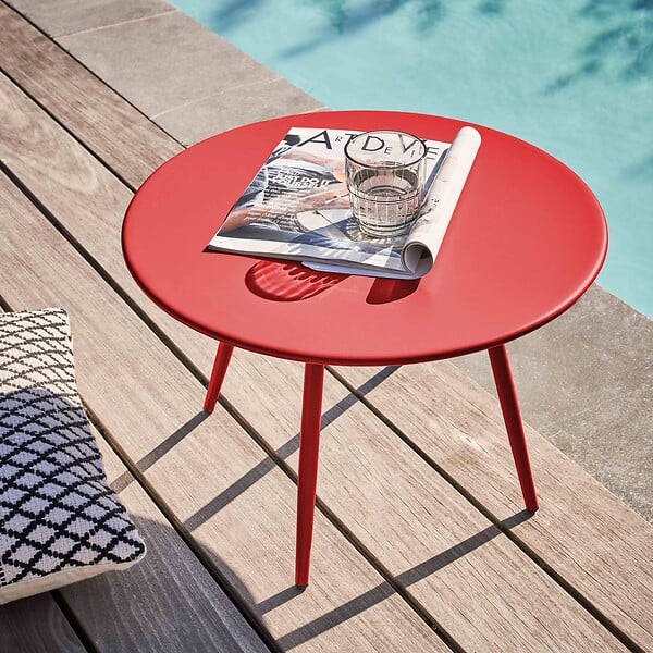 OVIALA - Table basse de jardin ronde en métal rouge 50 cm - Palavas - large