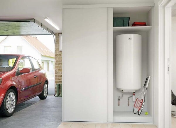 THERMOR - Chauffe-eau électrique blindé compact Thermor - Vertical - Mural - 200L - 2200W - Blanc - large