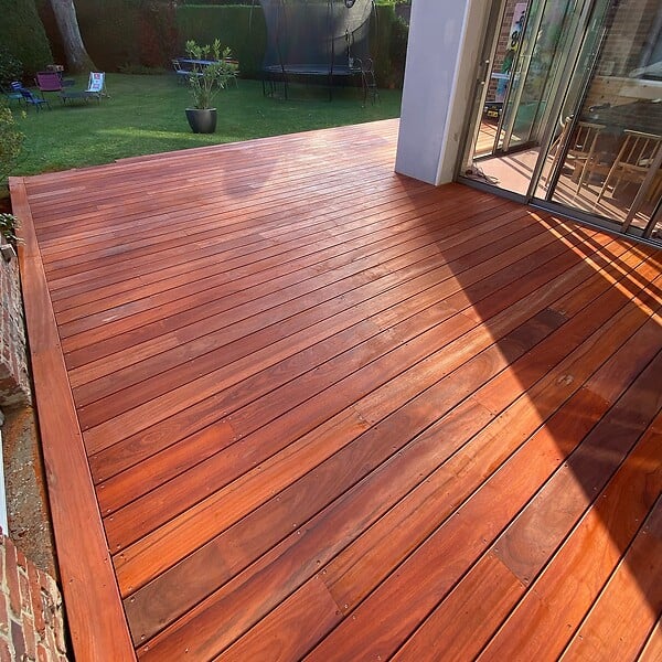 TERRASSEENBOIS - Kit terrasse bois exotique PADOUK pour 10 m², Lames 1,55 m, lambourdes 1,55 m et visserie Inox. - large