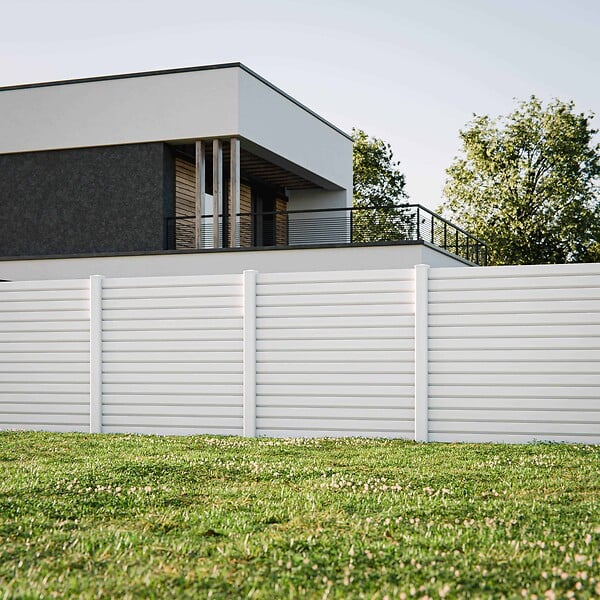 MON MARCHE DECO - Kit Clôture PRO PVC Blanc H. 180 cm x L. 5.70 m - 15 Lisses claire-voie - large