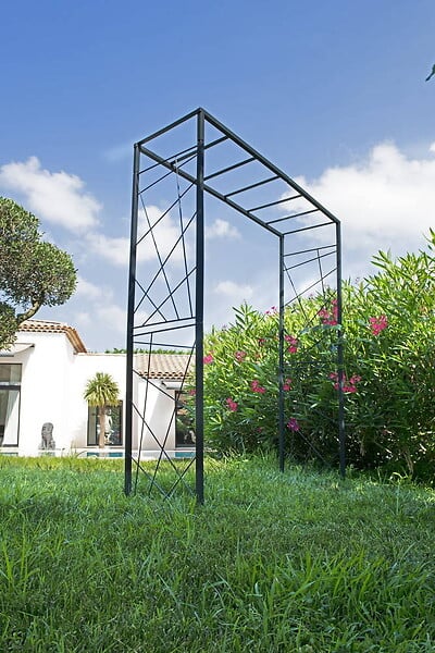 CENTRALE BRICO - Pergola tube CAR25 mandala anthracite - 155x50x198 cm - Acier époxy - large