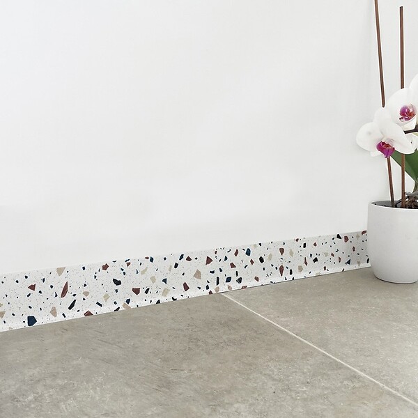 99DECO - Plinthes PVC adhésives décoratives pour sol - Lot de 10 - 100x8 cm (10m) Blanc - Terrazzo - large