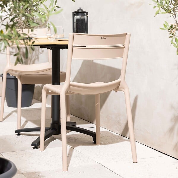 OVIALA - Chaise beige de terrasse en plastique - Paname - large