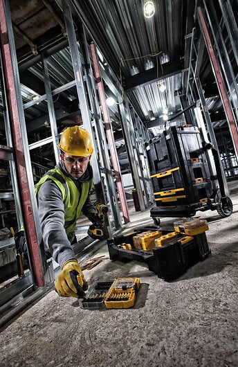 DEWALT - Boitier DEWALT DT70716-QZ pour petits coffrets TOUGHCASE et boites d'embouts compatible T-stak - large