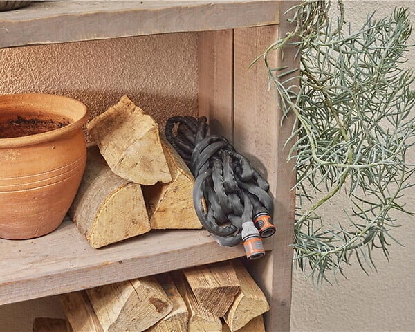 GARDENA - Kit tuyau Liano™Life 20m, Ø 13mm + pièces GARDENA System - léger et résistant - large