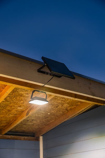 GALIX - Projecteur LED solaire 850 Lumens avec panneau déporté - large
