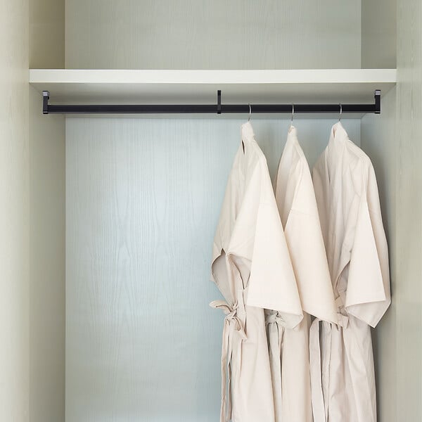 EMUCA - Lot de 2 rails pour armoires en soie de 1,15m de long avec supports, Aluminium et Plastique, Peint en noir - large