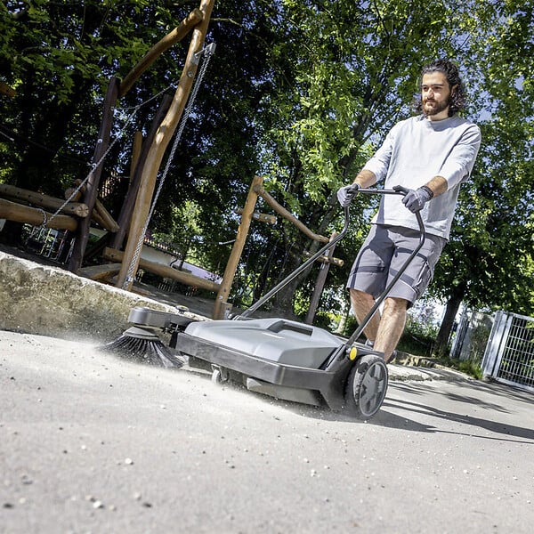 KARCHER PRO - Balayeuse  - KÄRCHER - KM 70/15 C - 1.517-111.0 - large