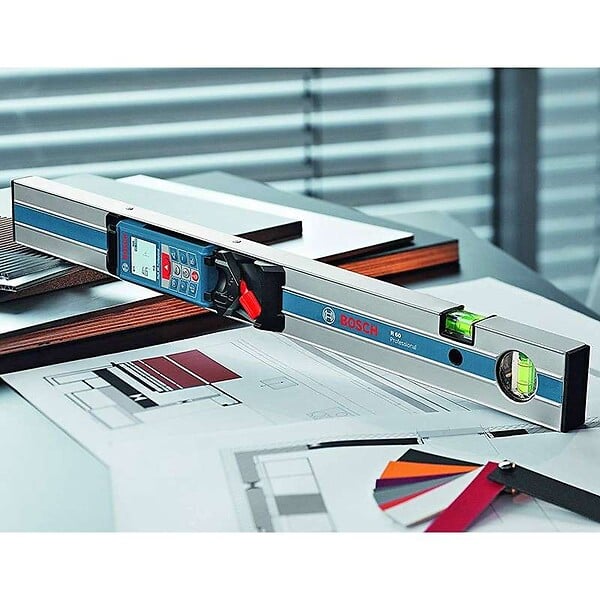 BOSCH - Rail de mesure BOSCH 0601079000 - R 60 Professional pour GLM 80 - large