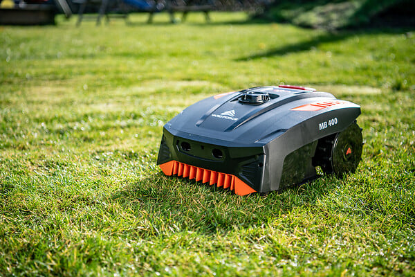 YARDFORCE - Robot tondeuse MB 400 - large
