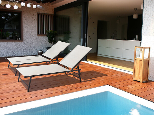 HABITAT ET JARDIN - Lot de 2 bains de soleil en métal "Sublima" - 180 x 54 x 104 cm - Beige - large