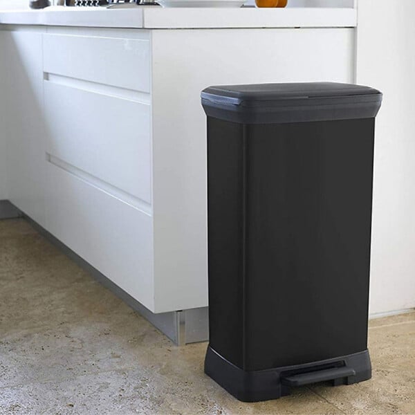 CURVER - Curver Deco bin 50L Poubelle à pédale, 39 x 29 x 73 cm, Noir (187178) - large