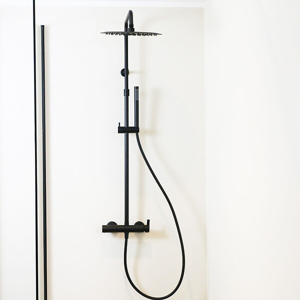 ESSEBAGNO - Delice II colonne de douche mécanique noire 300 - large