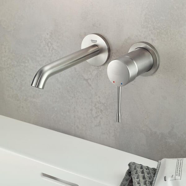 GROHE - Mitigeur lavabo mural Essence Taille M chromé avec corps encastré - large