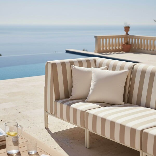 OVIALA - Salon de jardin bas modulable rayé 3 places beige - Patio - large