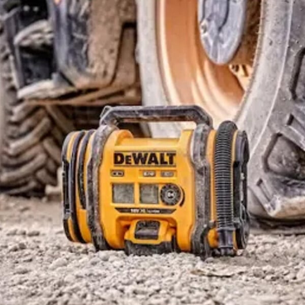 DEWALT - Gonfleur XR 18V DEWALT DCC018N-XJ (sans batterie) - large
