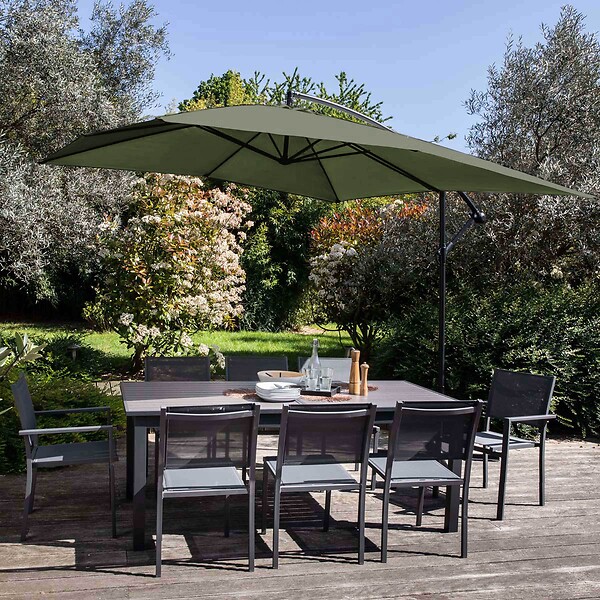 OVIALA - Parasol déporté 3 x 3 m carré et 4 dalles lestées vert cactus - Genova - large