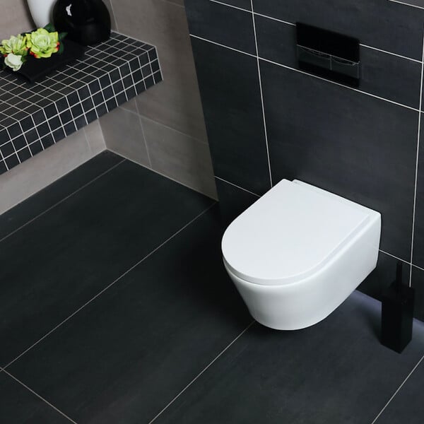 GEBERIT - Duofix Pack WC bâti 112 cm + WC suspendu sans bride avec abattant SoftClose Swiss Aqua Technologies + plaque (GEBSTBRWR01MAN-FR) - large
