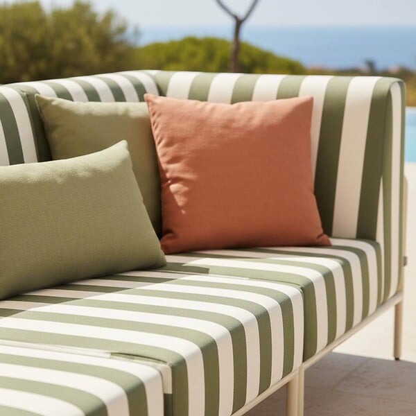 OVIALA - Salon de jardin bas modulable rayé 5 places vert kaki - Patio - large