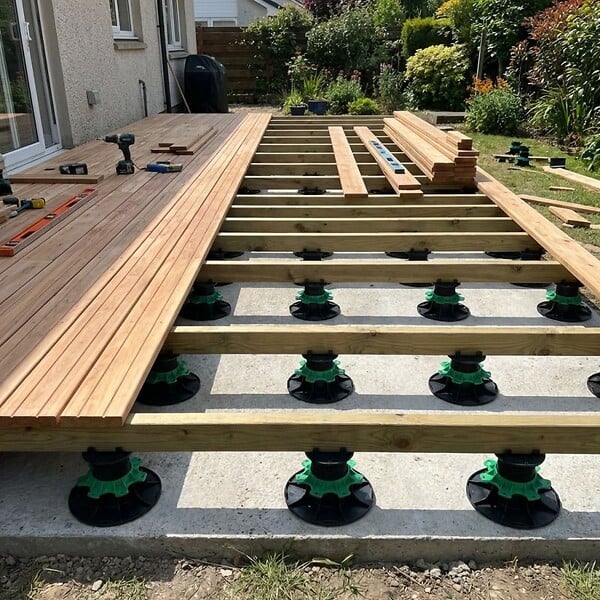 JOUPLAST - Plot terrasse bois réglable 50 à 80 mm - JOUPLAST - A l'unite - large
