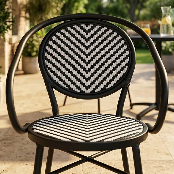 OVIALA - Chaise de terrasse style bistrot parisien en aluminium et rotin noir - Villiers - large