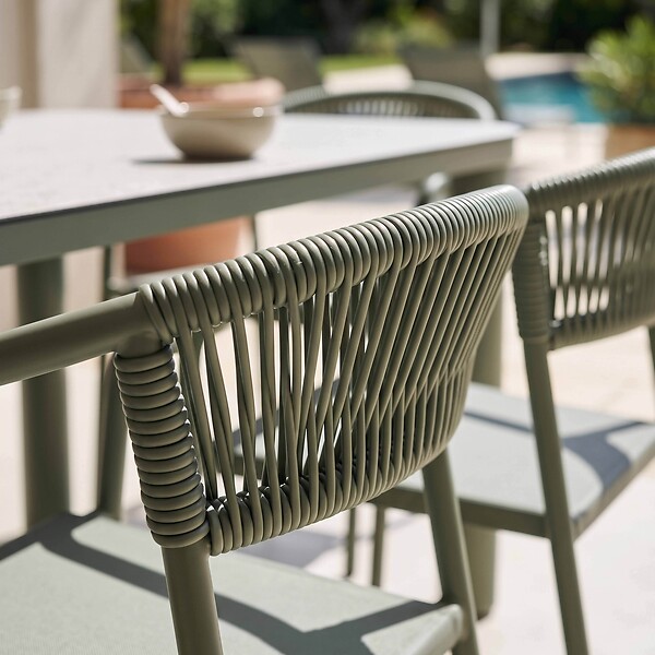 OVIALA - Table de jardin aluminium 213x90 cm et 8 chaises textilène vert - Nocera - large