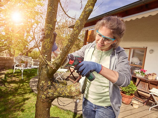 BOSCH - Scie à lame NanoBlade sans fil EasyCut 12 avec batterie - large
