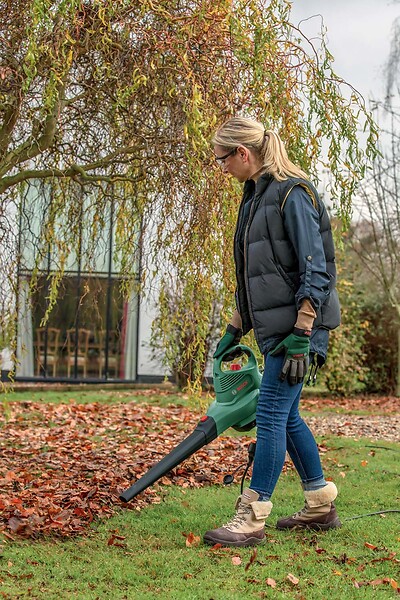 BOSCH - Aspirateur souffleur broyeur Universal Garden Tidy 3000 - large
