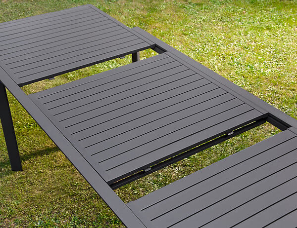 MODE DE VIE - Table de jardin Nikitha 2 - Aluminium - Gris anthracite - 8 personnes - large