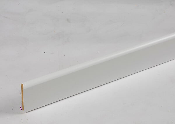 AJ TIMBER - Plinthe bord arrondi revêtu - Blanc -  L2,20m 10x70mm - large
