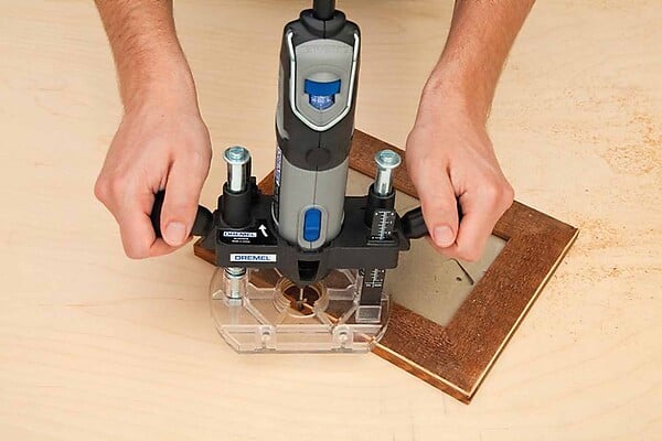 DREMEL - Adaptation défonceuse plongeante DREMEL '335' - large