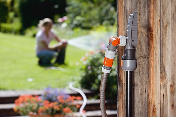 GARDENA - Prise D'eau Avec Nez De Robinet Articulé D'arrosage - large